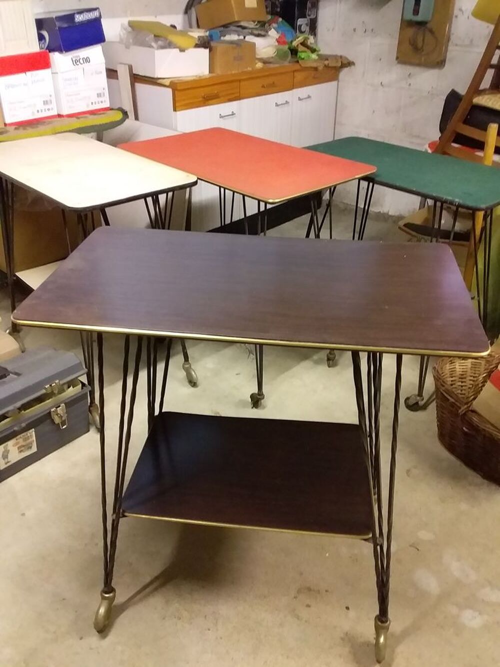 Table TV vintage (3 tables diff&eacute;rentes) Meubles