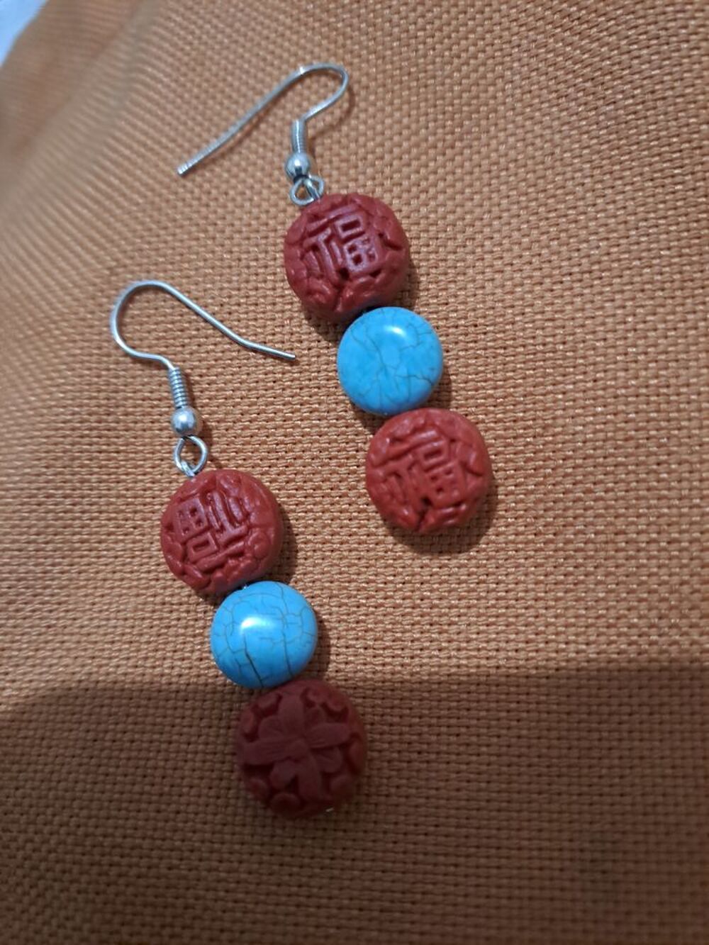 Boucles d'oreilles Bijoux et montres
