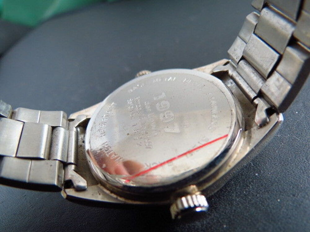 DER L&Ouml;WE 1997 MONTRE 2 cadrans DIV0313 Bijoux et montres
