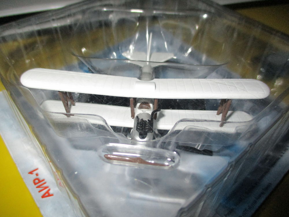 avion biplan m&eacute;tal maquette avion miniature neuf Jeux / jouets