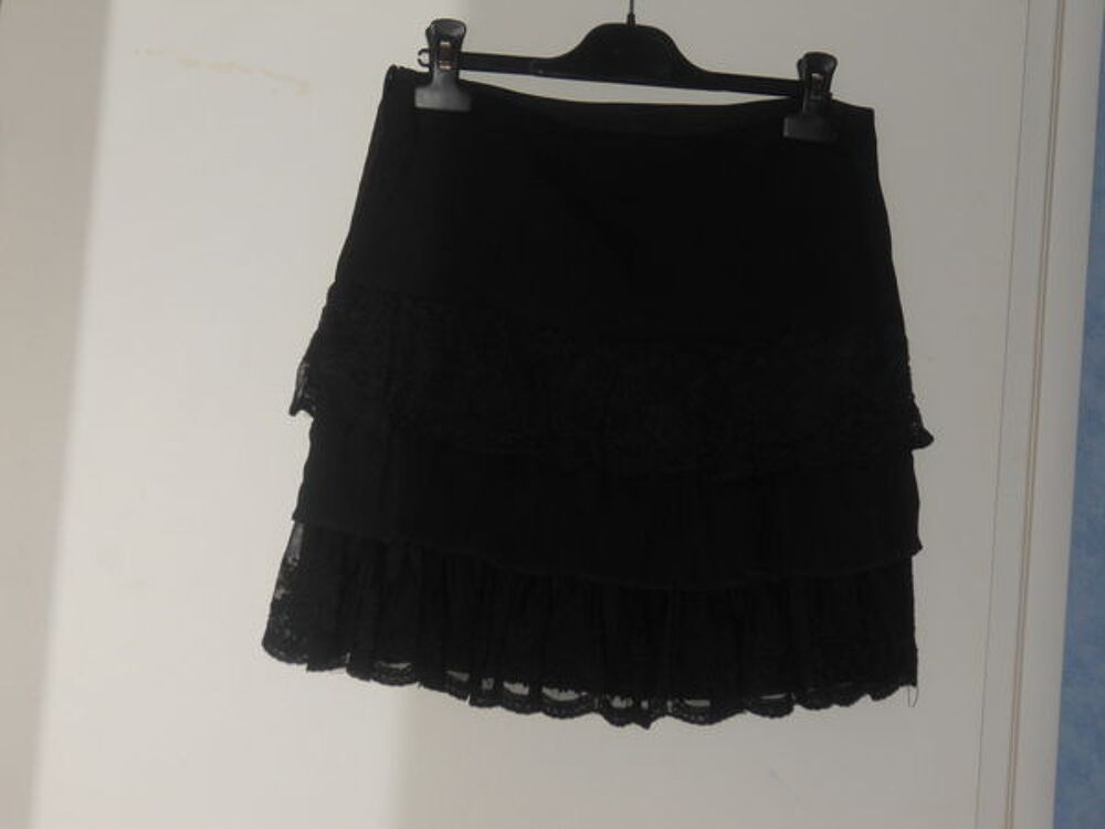 Jupe neuve taille 36 marque originale CAMAIEU Vêtements