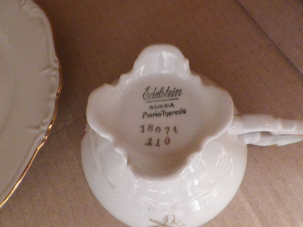 "SAMMELTASSE" N&deg;1 tasse, sous-tasse et assiette &agrave; g&acirc;teau
