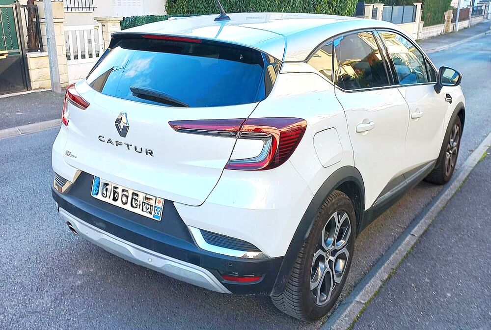 Captur RENAULT CAPTUR (2) 1.3 TCE 130 FAP INTENS 2020 occasion 93220 Gagny