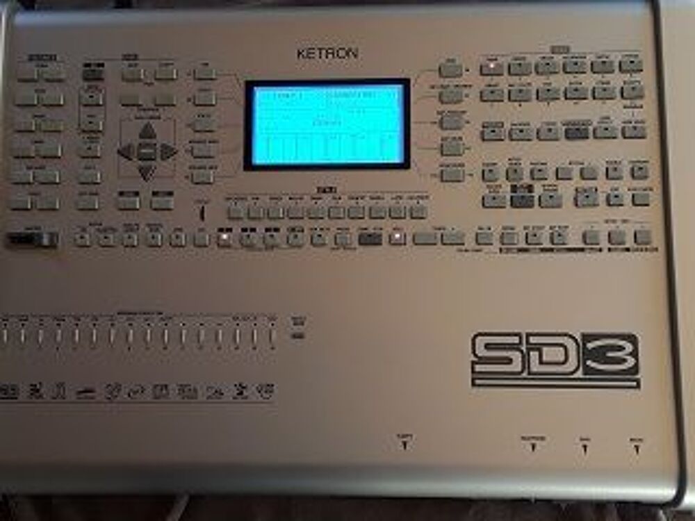 Ketron sd3 Instruments de musique