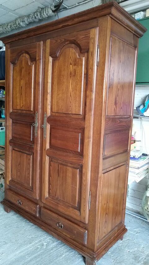 ARMOIRE EN CH�NE 100 Tr�lissac (24)