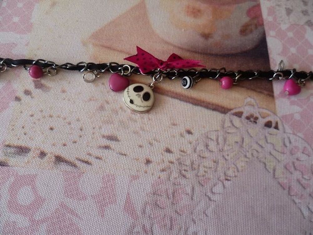 Collier bracelet Jack etrange noel disney film s&eacute;rie TV bijo Bijoux et montres