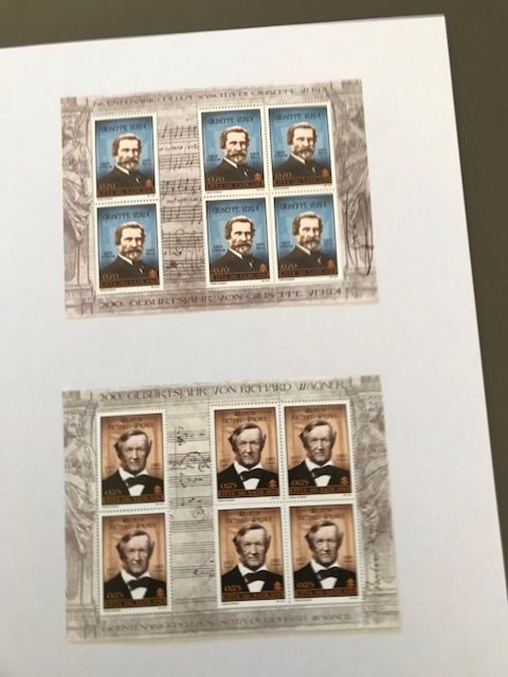 TIMBRES DU VATICAN NEUFS 