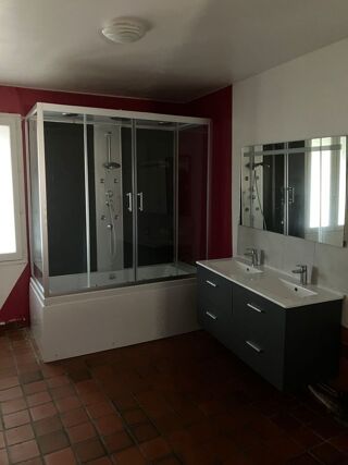  Maison à louer 5 pièces 103 m² Saint-bonnet-près-riom
