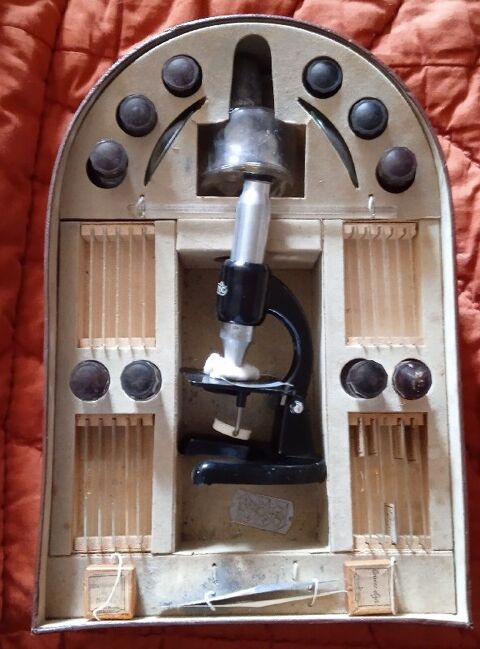 Microscope vintage collection 300 �chassi�res (03)