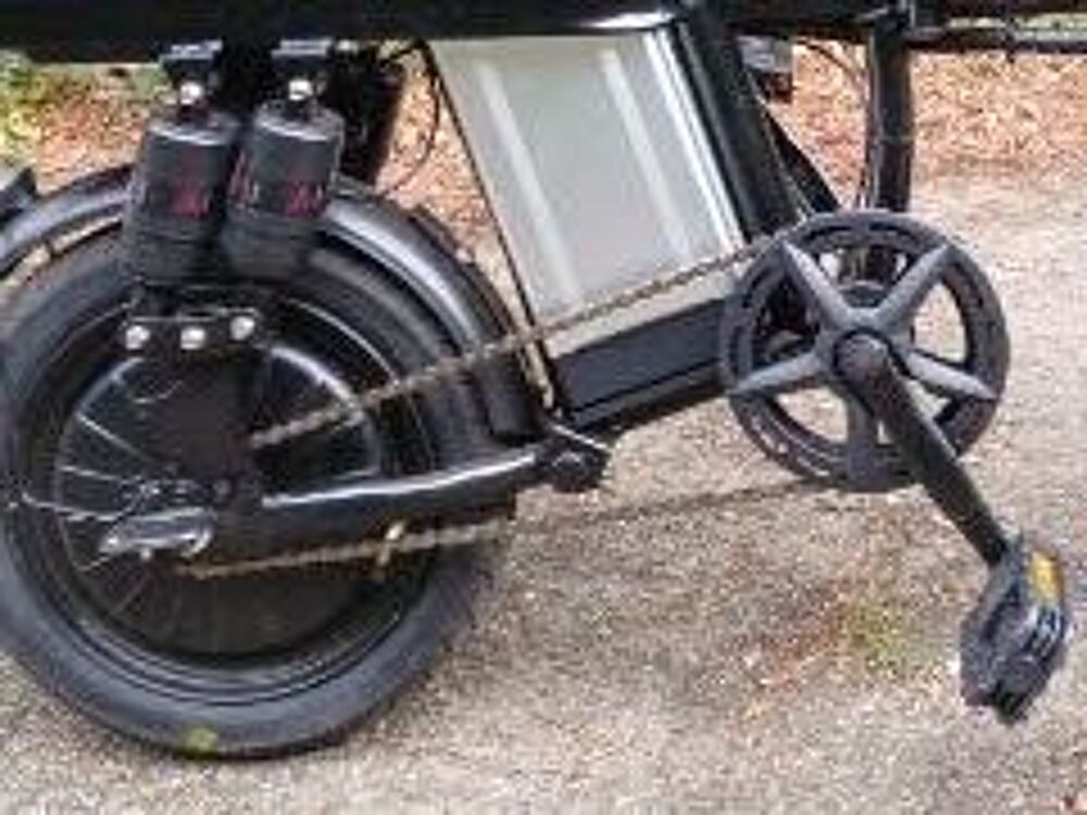 V&eacute;lo &eacute;lectrique pliant YASYAS Little Beast - Excellent &eacute;tat - Tout confort Vélos