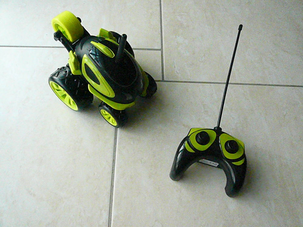 Voiture radiocommand&eacute;e Jeux / jouets