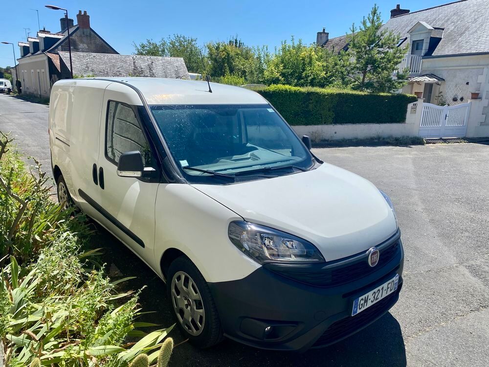 Doblo DOBLO CARGO FT MAXI 1.4 GNV T-JET 120 PRO LOUNGE 2020 occasion 49150 Baug&eacute;