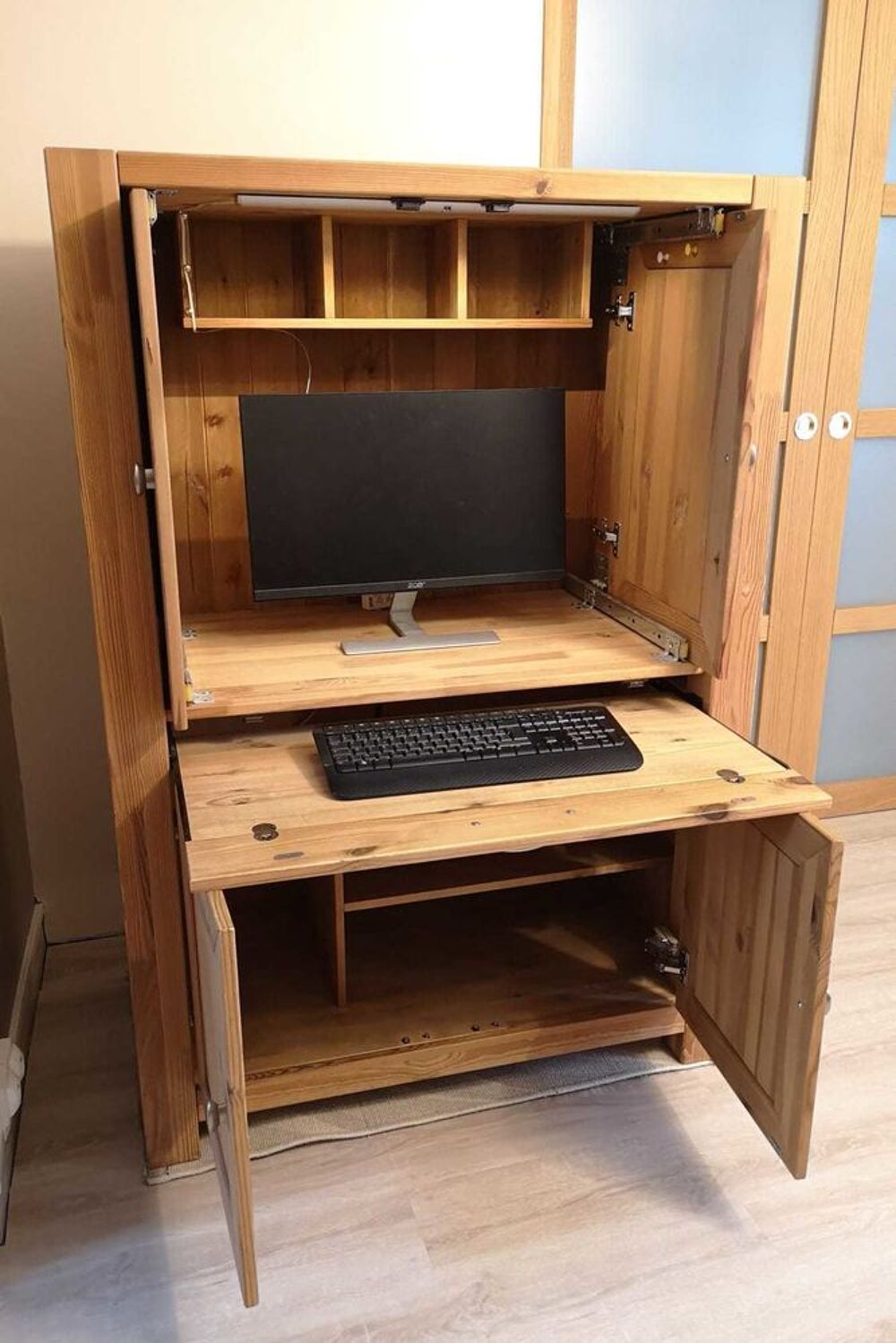 Meuble informatique ou de TV Meubles