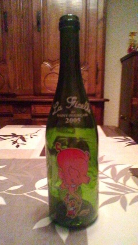 Bouteille vide la ficelle de saint pourain avec tignous 7 Avermes (03)
