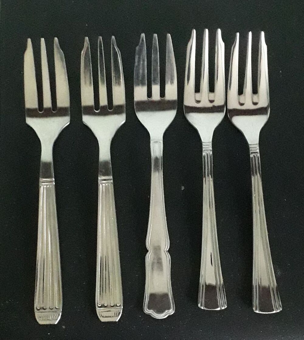 Fourchettes &agrave; dessert (d&eacute;pareill&eacute;es) Cuisine