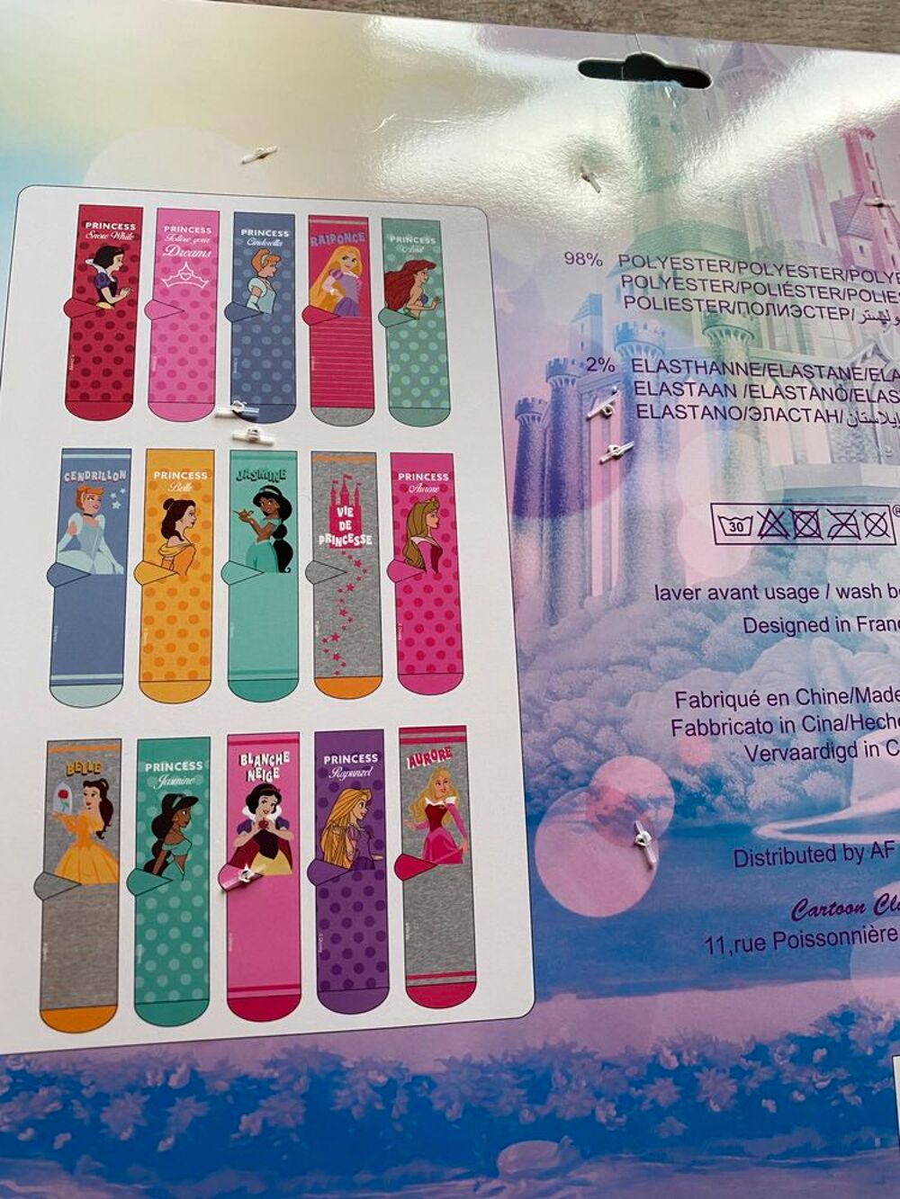 Lot de 15 chaussettes Disney neuve 24/26 Vêtements enfants