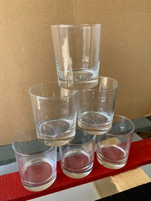 LOTS DE VERRES JAMAIS SERVIS  5 Grenoble (38)