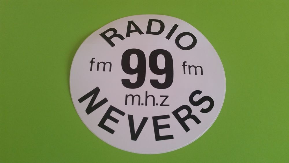 RADIO NEVERS 99 MHZ FM 