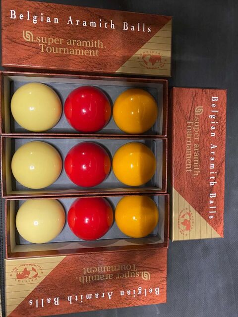 Lot de trois jeuxde billards Francais/ SUPER ARAMITH TOURNA* Trets (13)