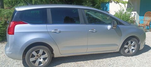 Peugeot 5008 1.6 HDi 115ch FAP BVM6 Access 5pl