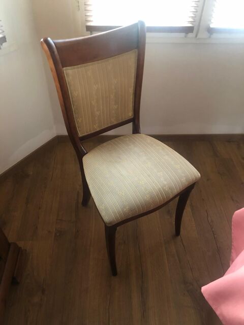 Table salle  manger et chaises 290 Brtigny-sur-Orge (91)