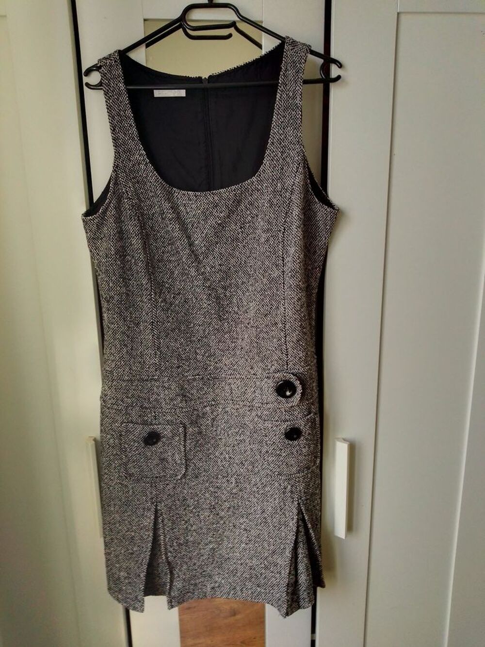 Robe chin&eacute;e gris clair hiver tr&egrave;s chic ! Vêtements