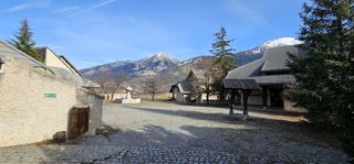  Propri�t�/ch�teau � vendre 15 + pi�ces 4500 m�