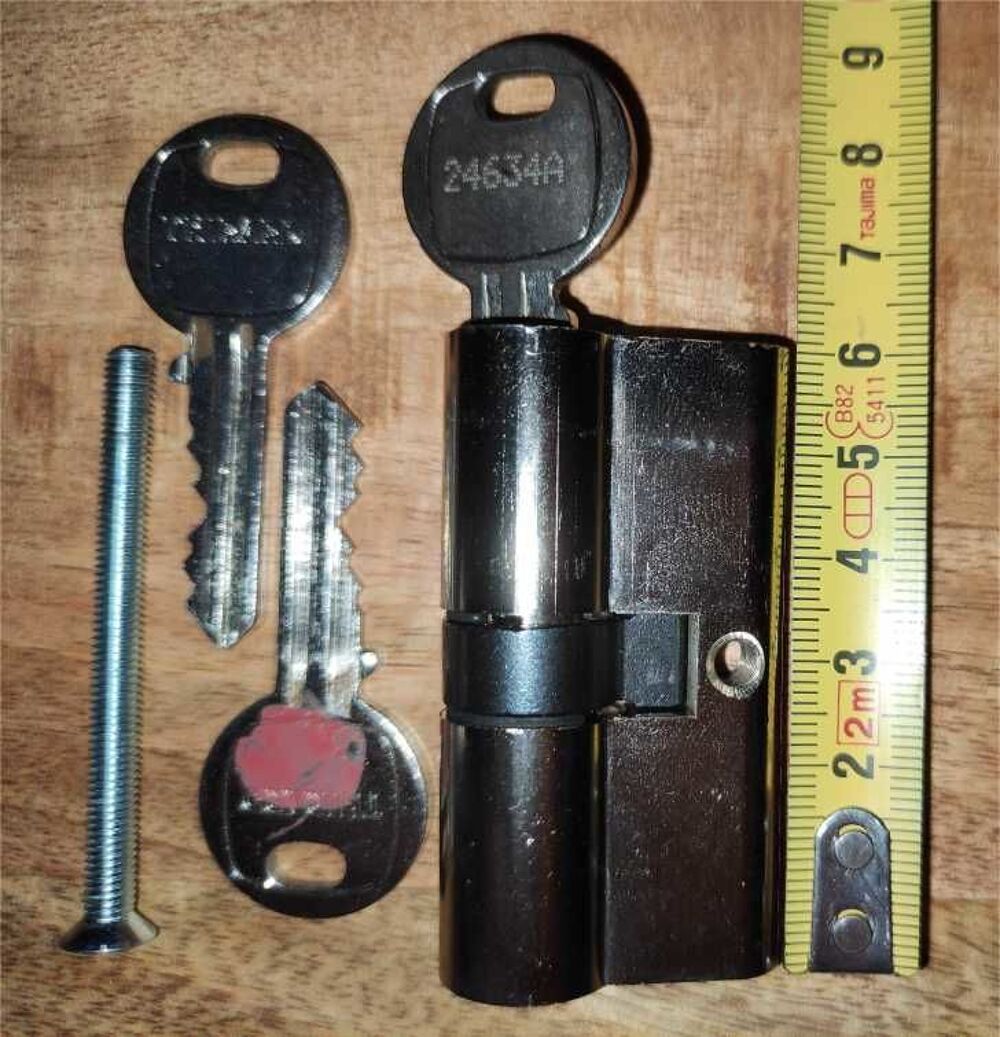 Cylindre de serrure Thirard + 3 cl&eacute;s Bricolage