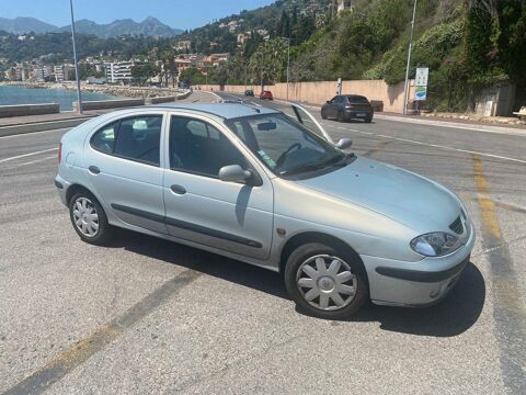 Renault megane 1,9 Dti AIR 80 ch ann&eacute;e 2002