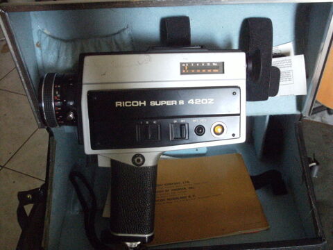 COLLECTION D APPAREILS PHOTOS ARGENTIQUES 0 Faye-d'Anjou (49)