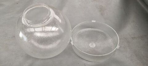 2 globes en verre intrieur ou extrieur 
2 Maubeuge (59)