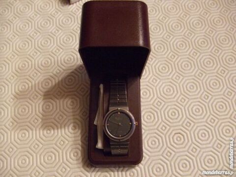 Belle montre femme vintage neuve de marque AIRIN 30 Strasbourg (67)