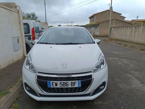 Peugeot 208 1.2 PureTech 110ch S&S EAT6 Tech Edition 2018 occasion Salon-de-Provence 13300