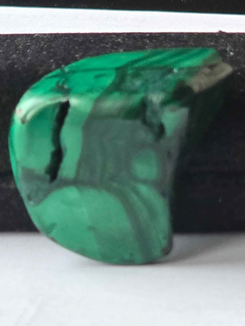 Pierre Malachite Naturelle Polie 53g Katanga RDC-Min&eacute;ral de Collection 