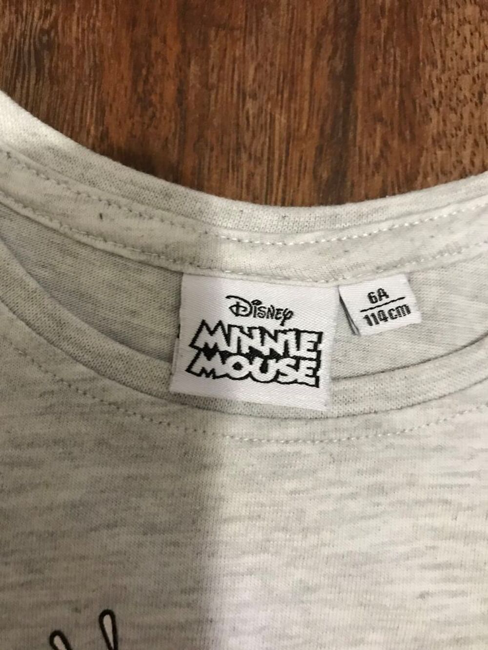 Tee shirt enfant fille manches longues " Disney " Vêtements enfants