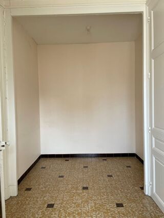  Appartement à louer 1 pièce 45 m²