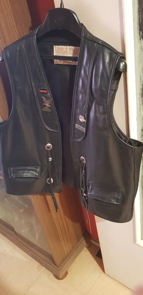 blouson tous cuir taille M et gilet cuir taille L 0 Loches (37)