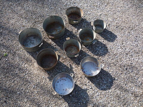 Moule � g�teau ancien en fer blanc (G) 45 Castres (81)