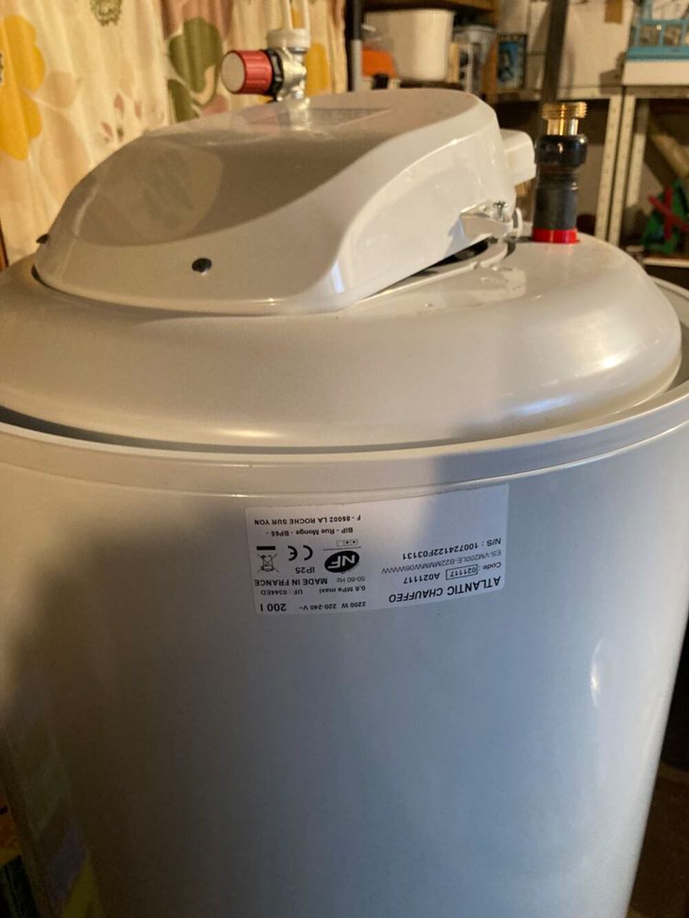 Ballon d eau chaude &eacute;lectrique Electroménager