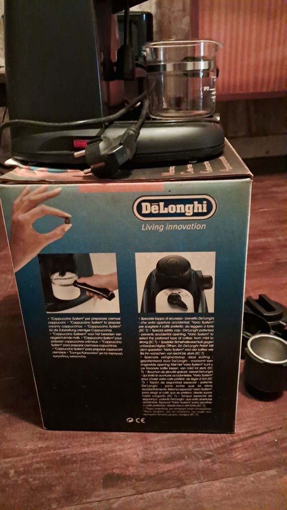 Marchine caf&eacute; delonghi Electroménager