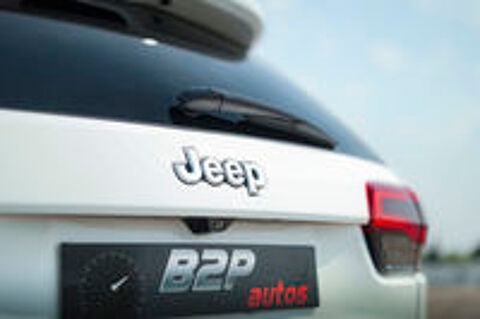 Grand Cherokee JEEP 6.4 V8 HEMI 468ch SRT BVA8 2015 occasion 30132 Caissargues
