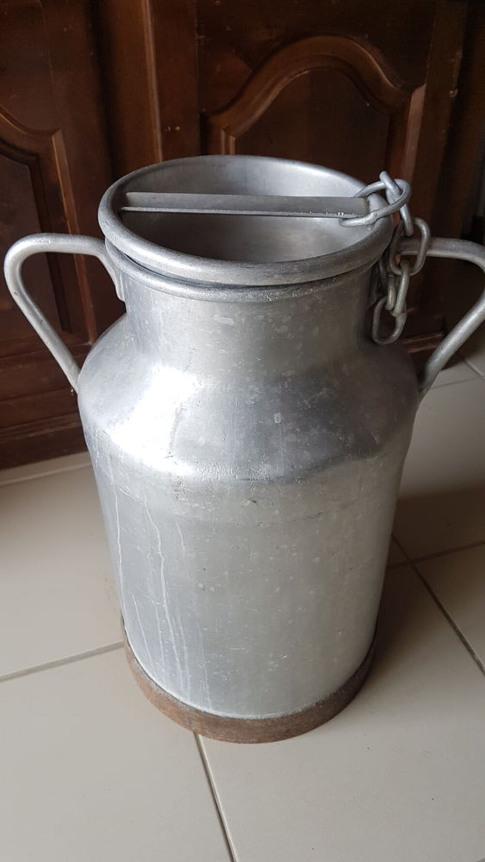 Ancien bidon &agrave; lait en aluminium 20 litres Décoration