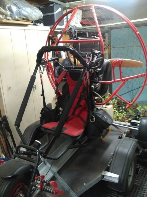 chariot paramoteur avec voile + remorque + parachute secours 3000 Othis (77)