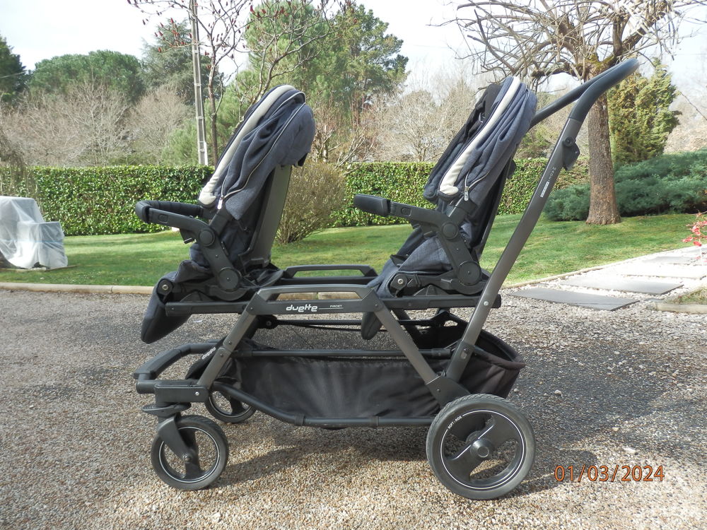poussette jumeaux peg perego Puériculture