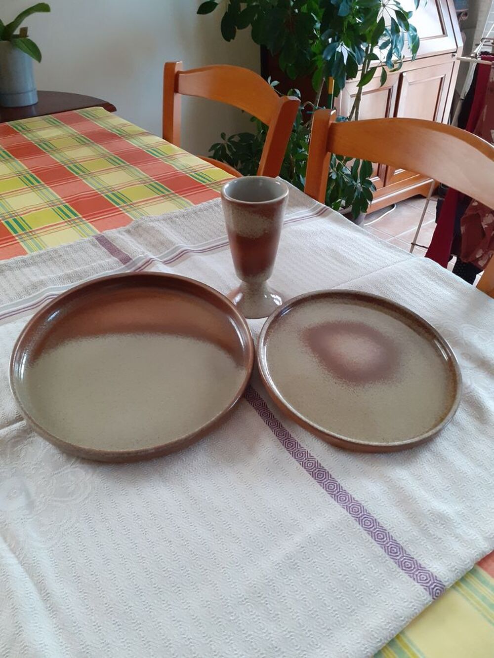 service en gr&egrave;s. Cuisine