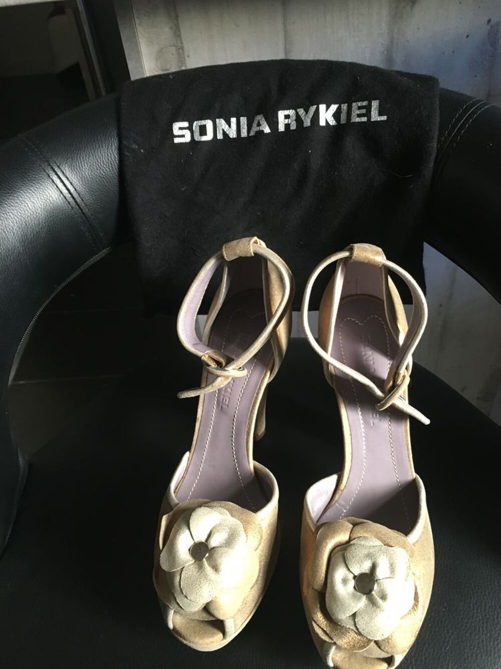 Escarpin chic jamais port&eacute;es &eacute;tat neuf Chaussures