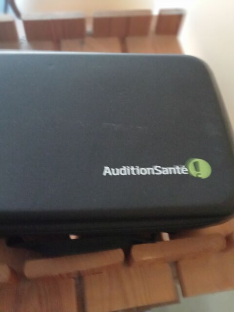 Oreillette auditive phonak M90 rechargeable très bon état 1 Bordeaux (33)
