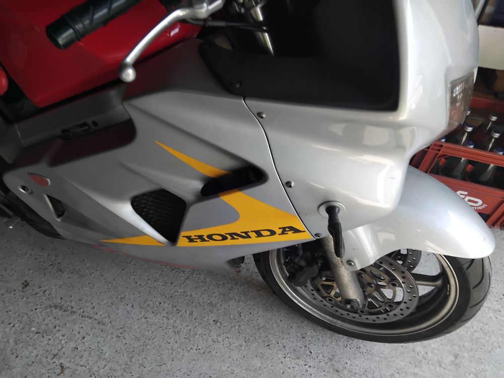 HONDA 1999 occasion 62400 B&eacute;thune