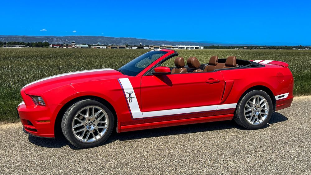 Mustang 3.7 v6 2012 occasion 26800 Portes-l&egrave;s-Valence