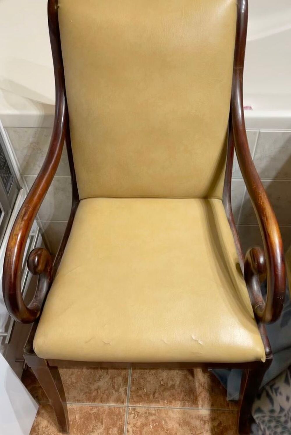  4 FAUTEUILS VINTAGE Meubles